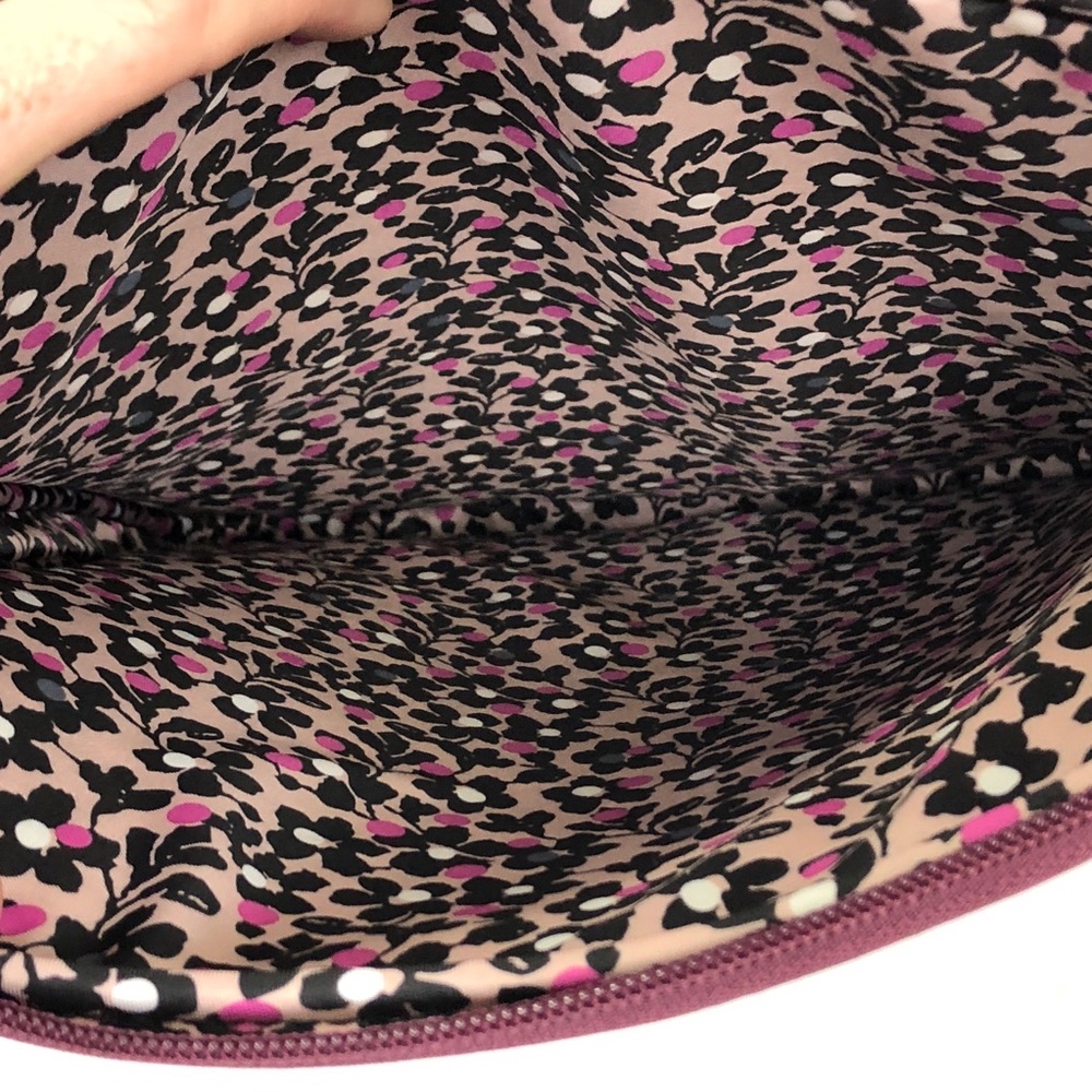 NWT Vera Bradley Maroon Quilted Laptop Organizer - Picture 5 of 6